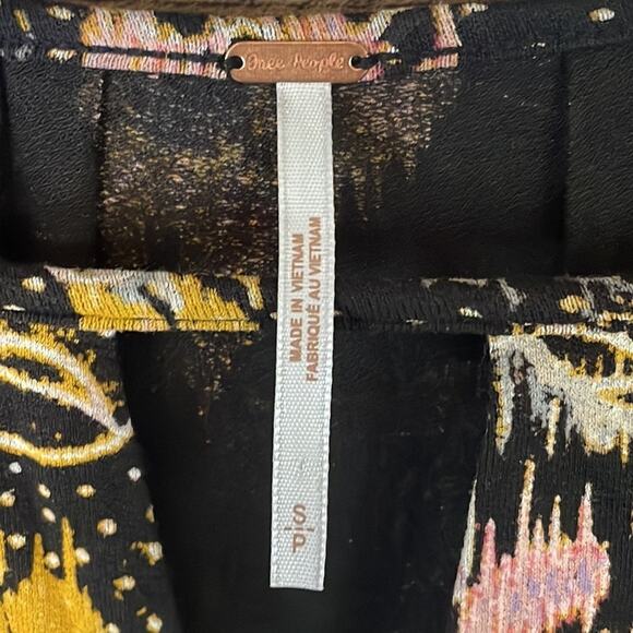 Free People Last Time Print Top In Black Combo Dramatic Bell Sleeve Size Small - Picture 4 of 12